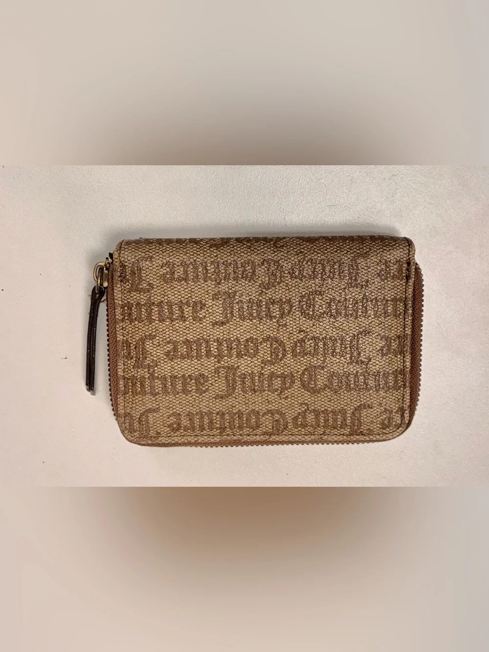 Juicy Couture Brown and Gold Zip Card Wallet - Like New